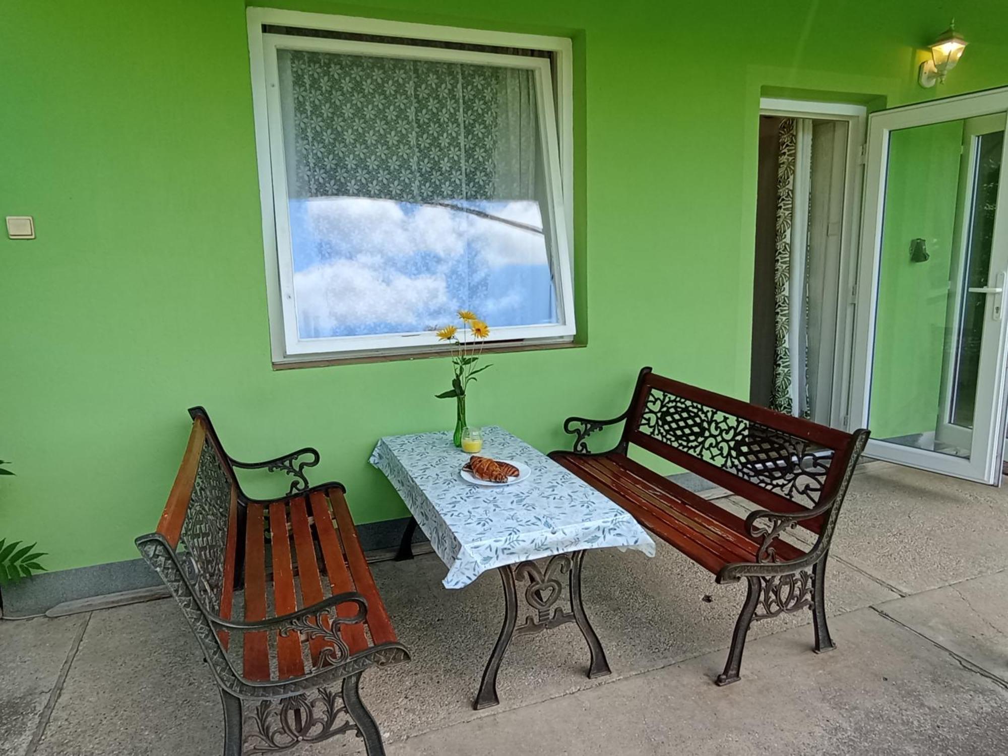 Afrodita Hotell Štúrovo Exteriör bild
