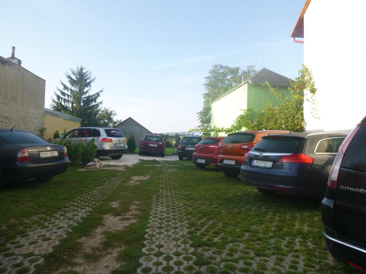 Afrodita Hotell Štúrovo Exteriör bild